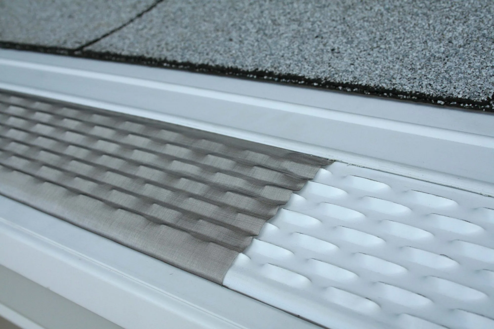 Gutter accessories gutter screen