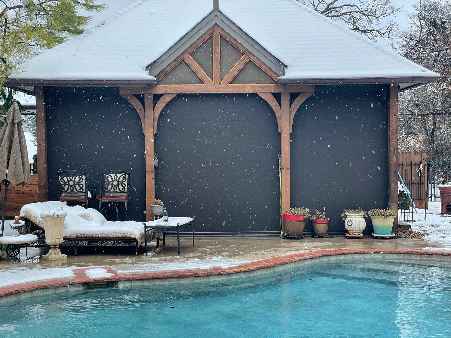 winter retractable screen blackout Sunesta installation